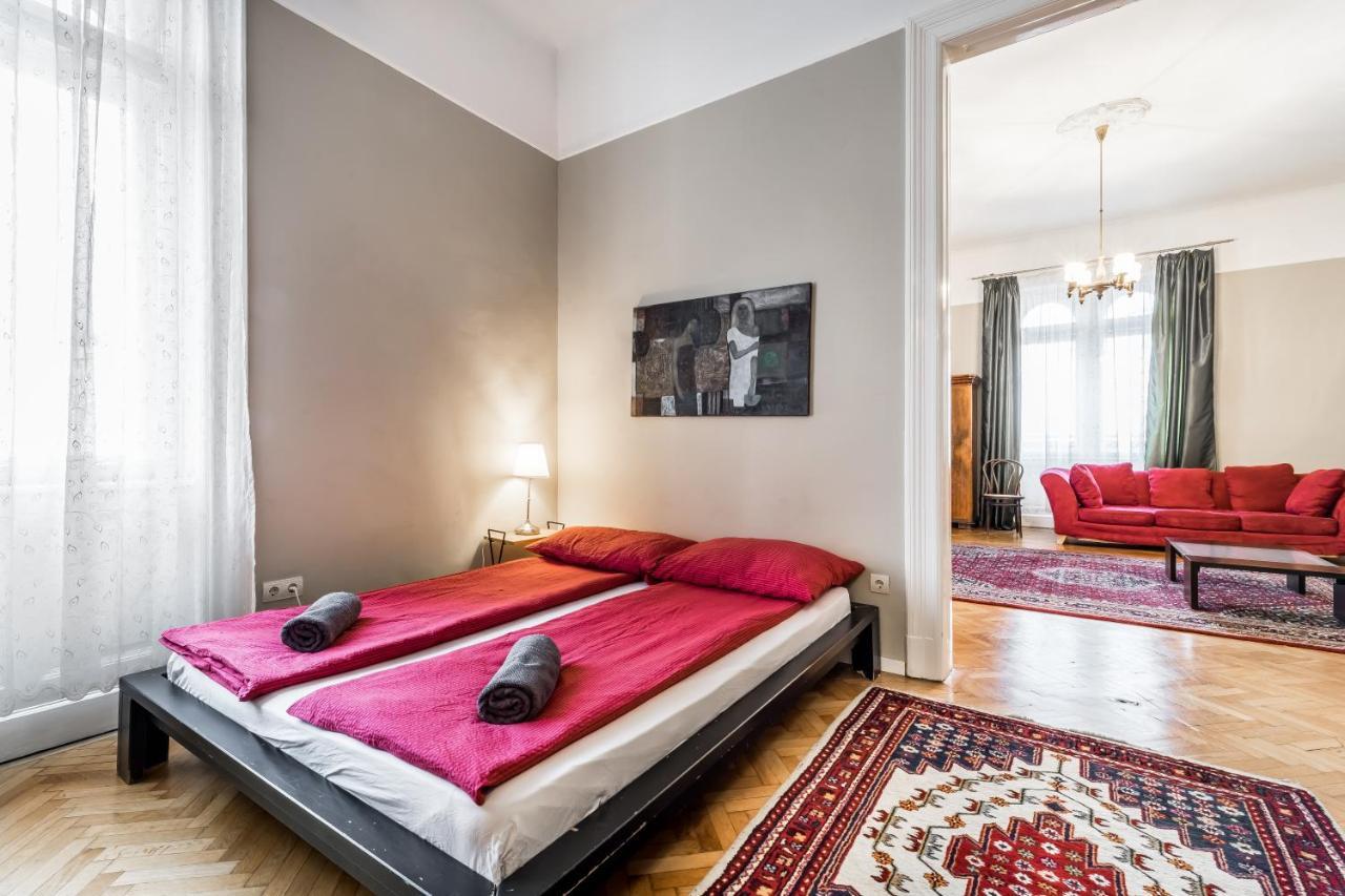 Berta - 4 Bedrooms, 3 Baths ブダペスト エクステリア 写真