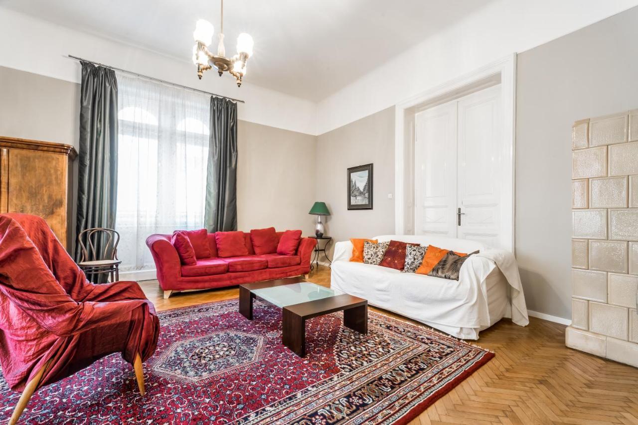 Berta - 4 Bedrooms, 3 Baths ブダペスト エクステリア 写真