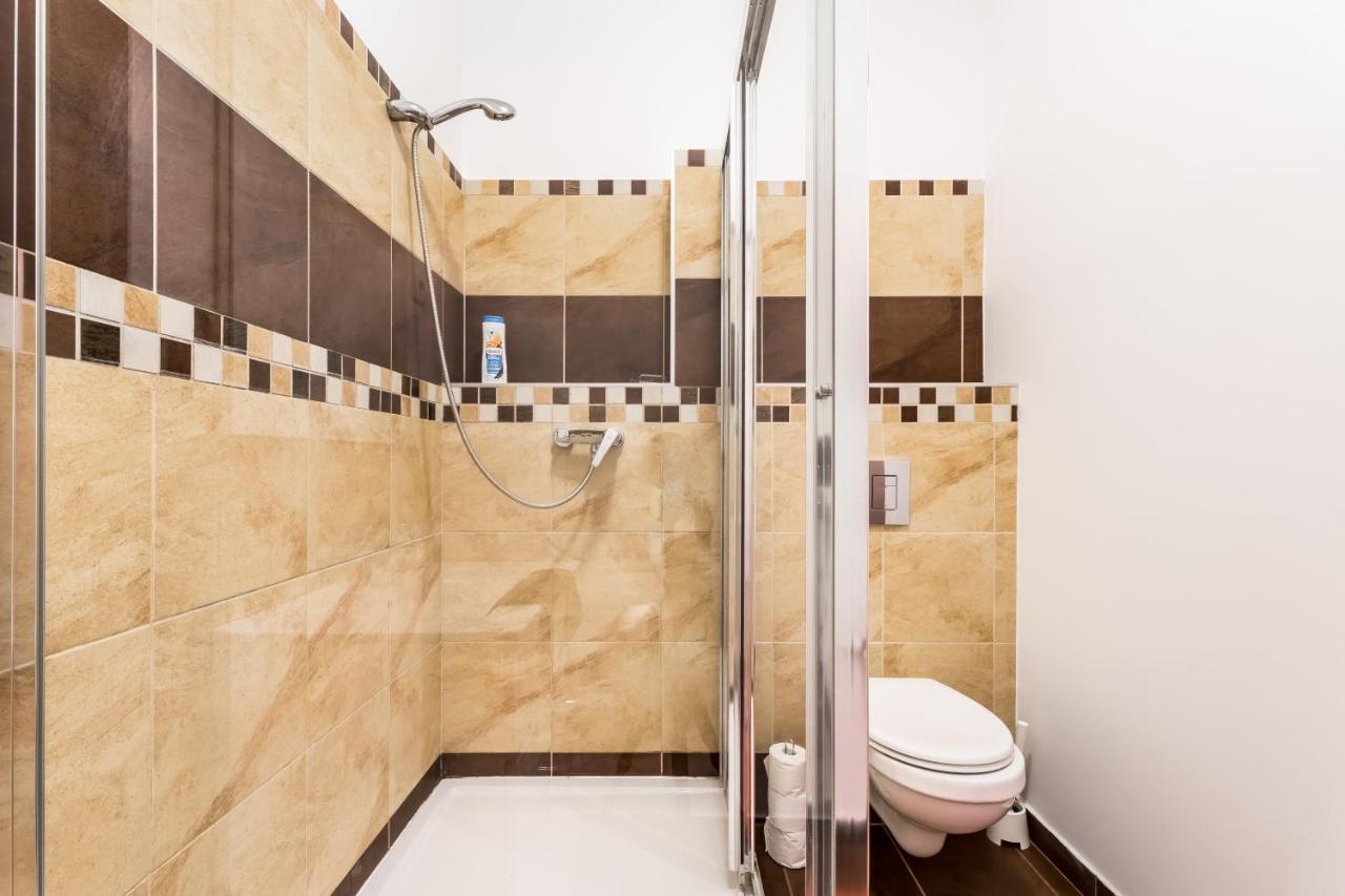 Berta - 4 Bedrooms, 3 Baths ブダペスト エクステリア 写真