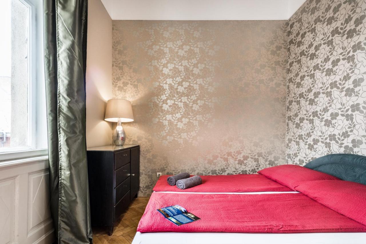 Berta - 4 Bedrooms, 3 Baths ブダペスト エクステリア 写真