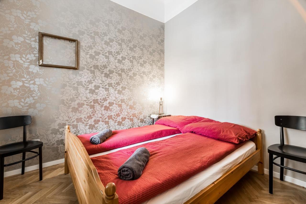 Berta - 4 Bedrooms, 3 Baths ブダペスト エクステリア 写真