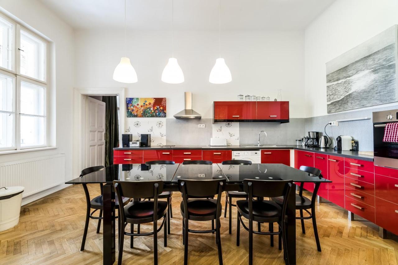 Berta - 4 Bedrooms, 3 Baths ブダペスト エクステリア 写真